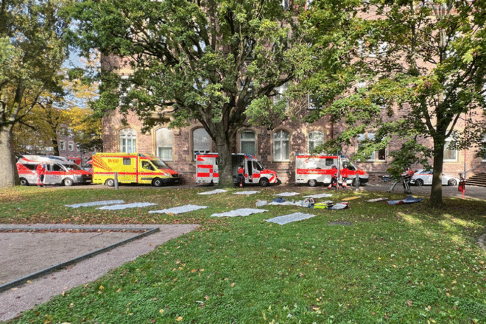 Verletztenablage wird aufgebaut